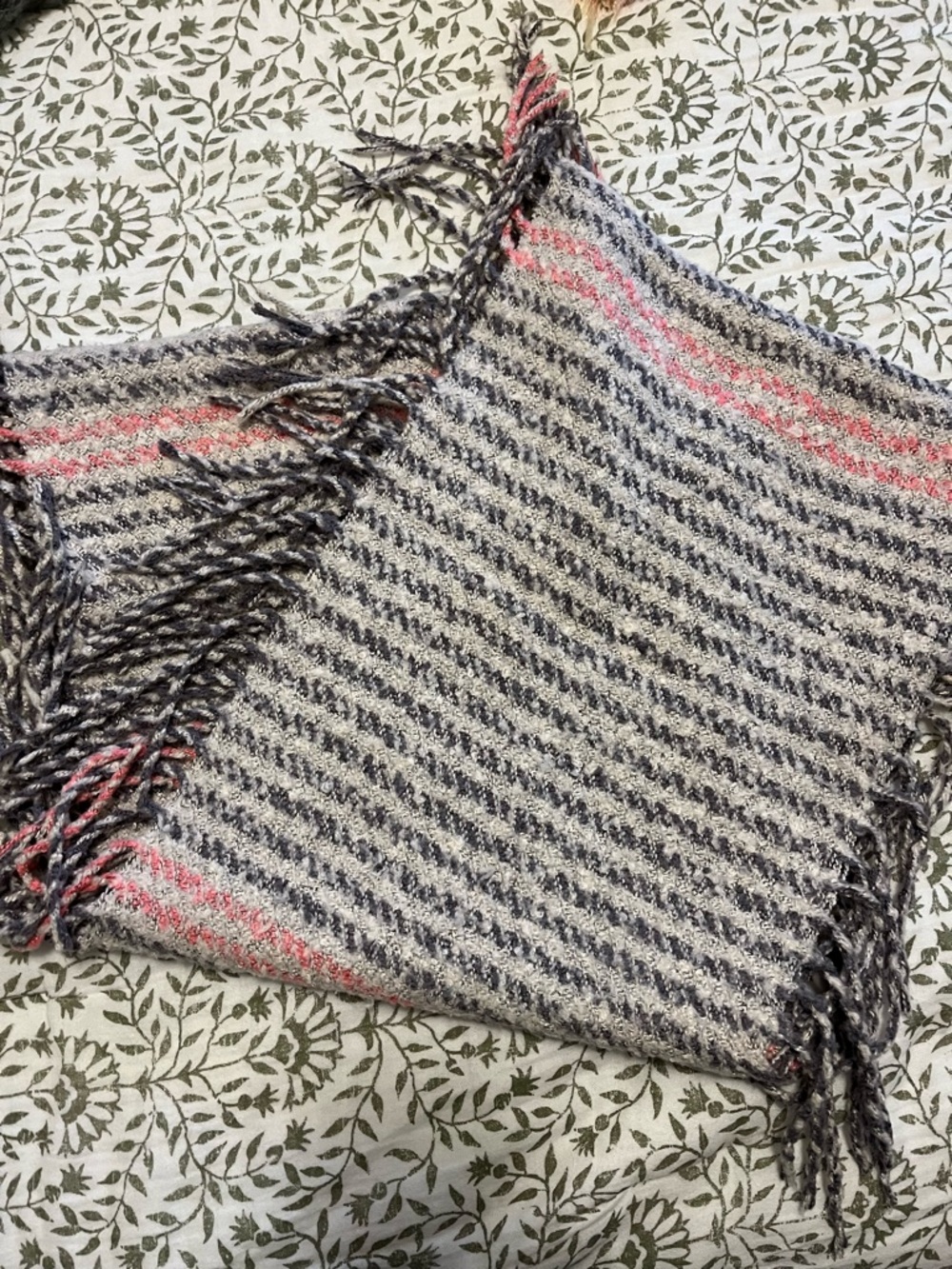 Infinity scarf